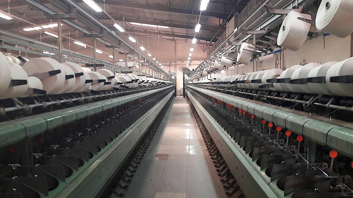 Fig.3 : Fabrication industrielle du fil de coton à l’usine FILSAH, Bobo-Dioulasso 2017