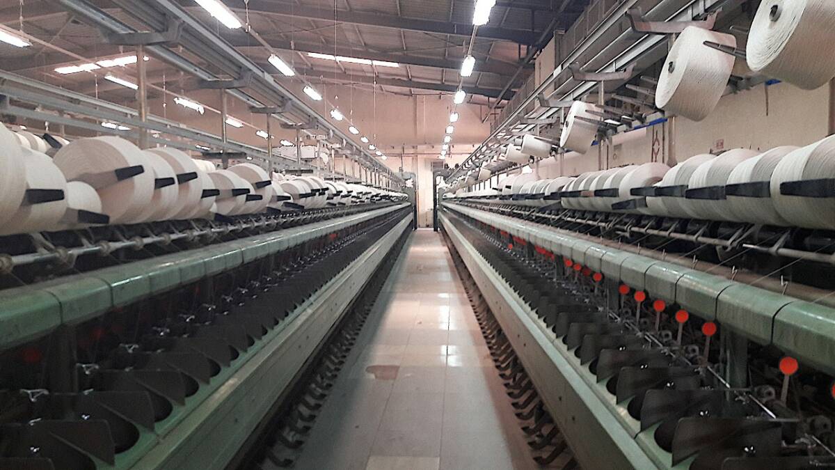 Fig.3 : Fabrication industrielle du fil de coton à l’usine FILSAH, Bobo-Dioulasso 2017