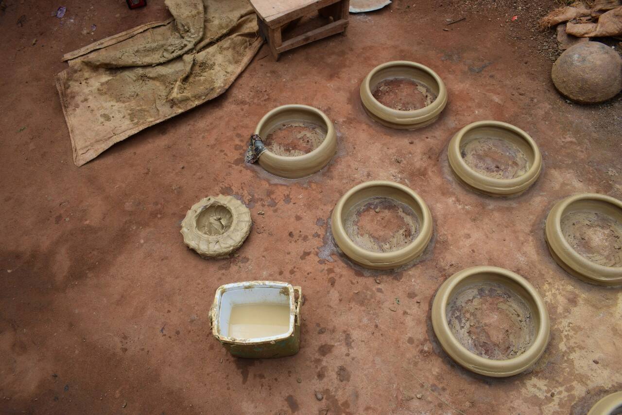 Poterie de Sè, typiquement béninoise, purement féminine