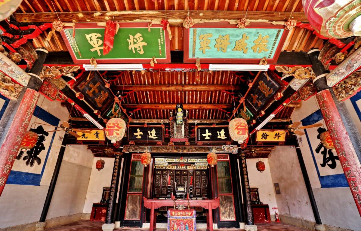 Fig.4 : Temple lignager du style « queue d’hirondelle  ». Phot. Chung Li-wai, 2016. © Chung Li-wai